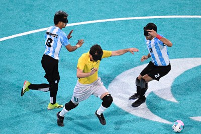 Brasil cai nos pênaltis para a Argentina e está fora da final em Paris