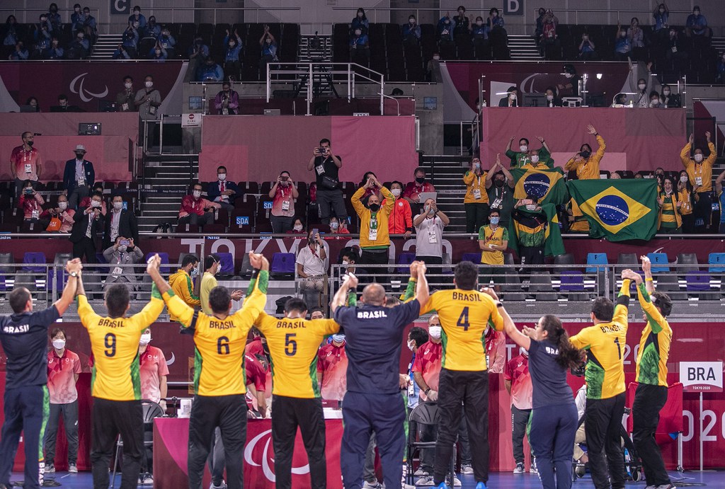 Seleção masculina de goalball começa defesa do título paralímpico contra a França